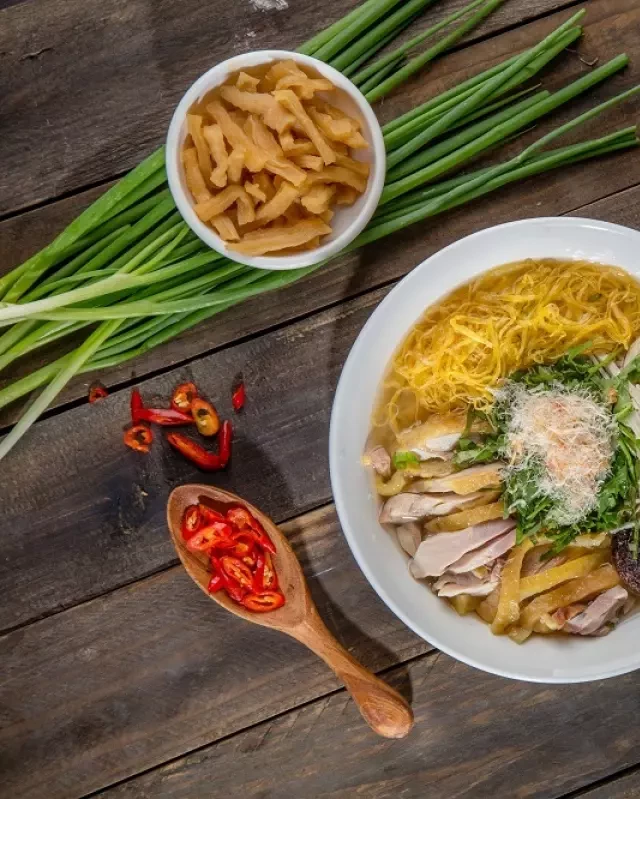  "Bún Thang - Món ăn đặc sản của Hà Nội"