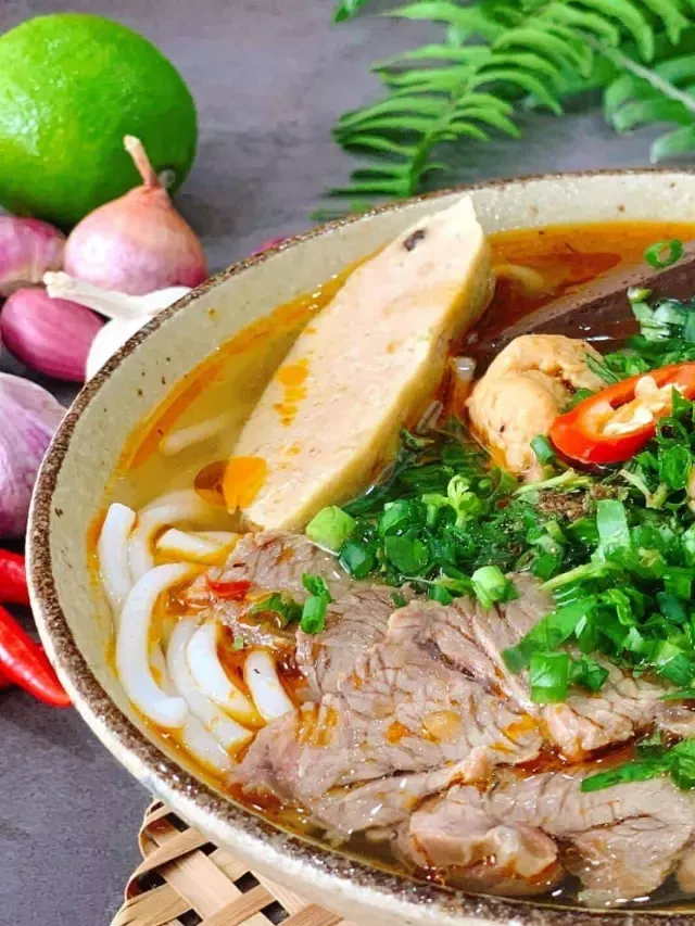   TOP 7 món ăn truyền thống Việt Nam đậm đà bản sắc