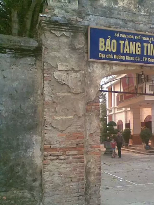   Tour Hà Nội - Mộc Châu - Sơn La - Điện Biên: Trọn gói 3 ngày 2 đêm