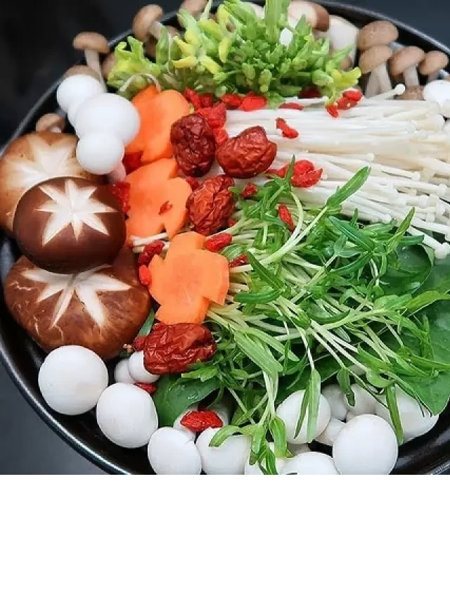   Lẩu hải sản ăn kèm rau gì ngon? 10 loại rau ăn kèm vừa bổ vừa ngon