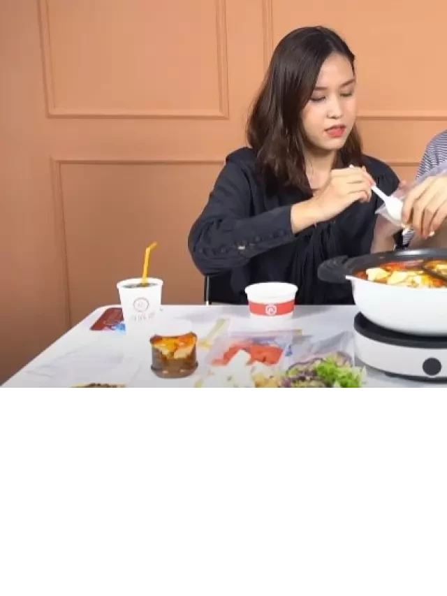   Giới trẻ thích mê với lẩu ship về