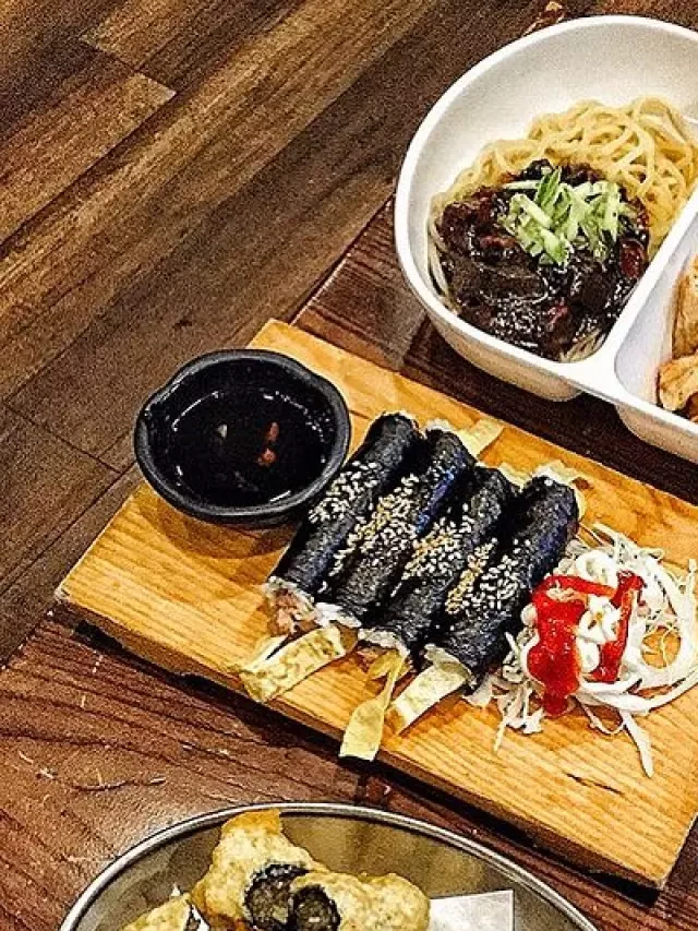   10+ Quán Lẩu Tokbokki Sài Gòn Đánh Gục Mọi Trái Tim Đam Mê Ẩm Thực