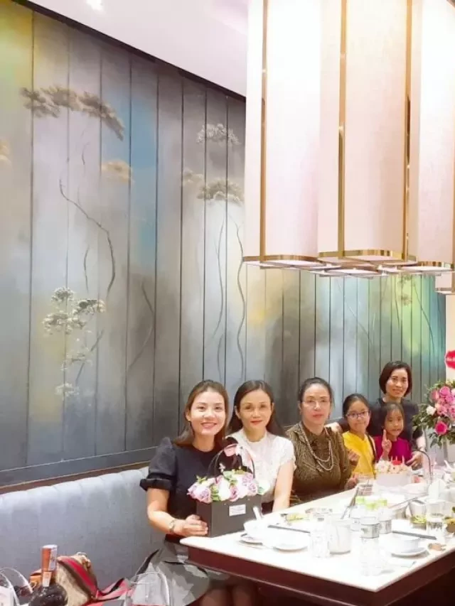   Lẩu nấm Ashima Triệu Việt Vương: Tận hưởng món ăn ngon trong không gian tuyệt vời