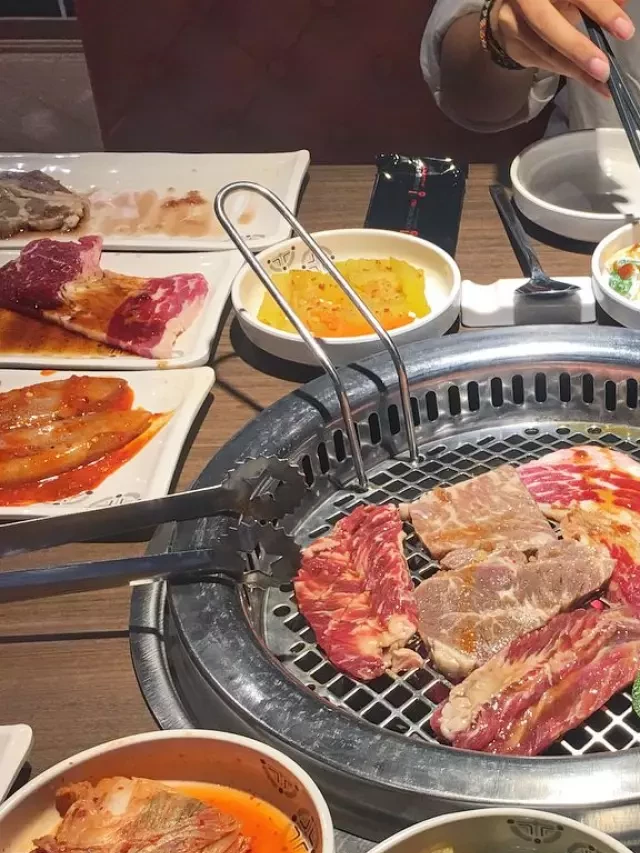   TOP 7 quán buffet lẩu nướng TPHCM được nhiều thực khách săn lùng