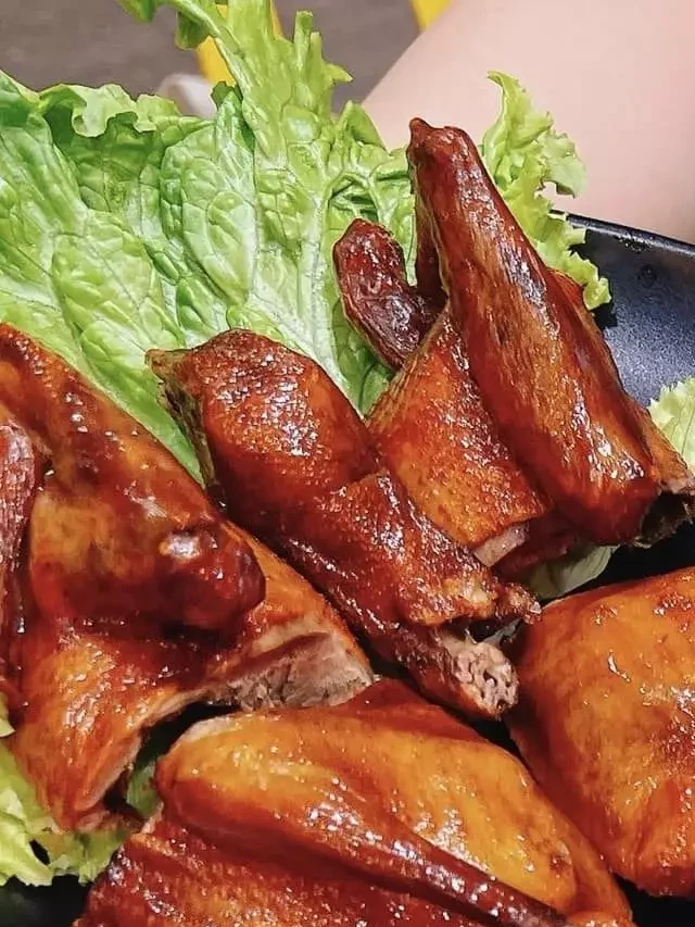   Cách Nấu Lẩu Cháo Chim Câu Đậm Đà Mà Không Bị Tanh