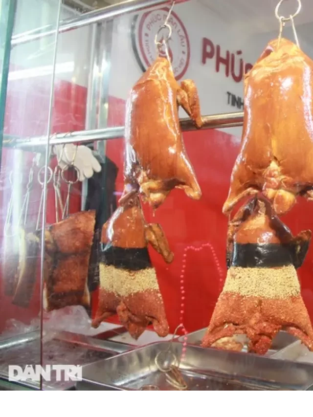   Món vịt quay độc đáo dự đoán tỷ số World Cup, giá nửa triệu đồng ở Hà Nội