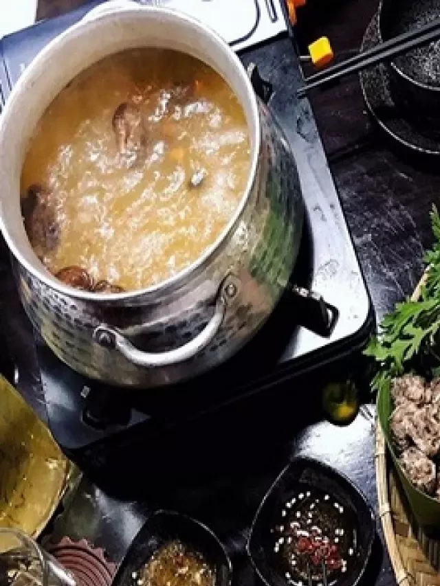  Lẩu chim bồ câu - Món ngon độc lạ