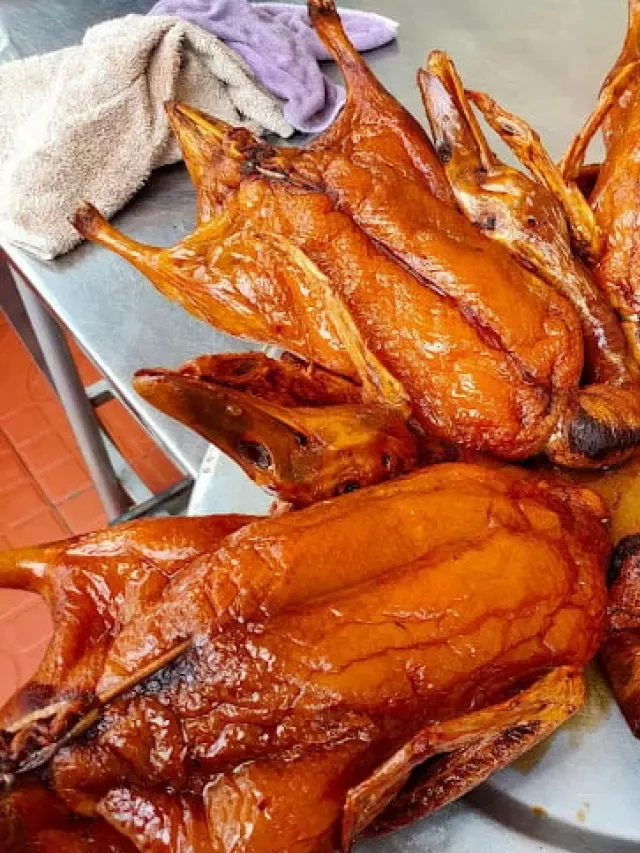   Thưởng thức hương vị độc đáo của phở vịt quay xứ Lạng