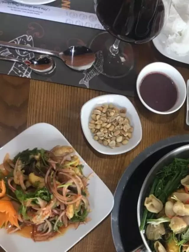   Top 11 quán ăn ngon ở Phạm Văn Đồng Hà Nội