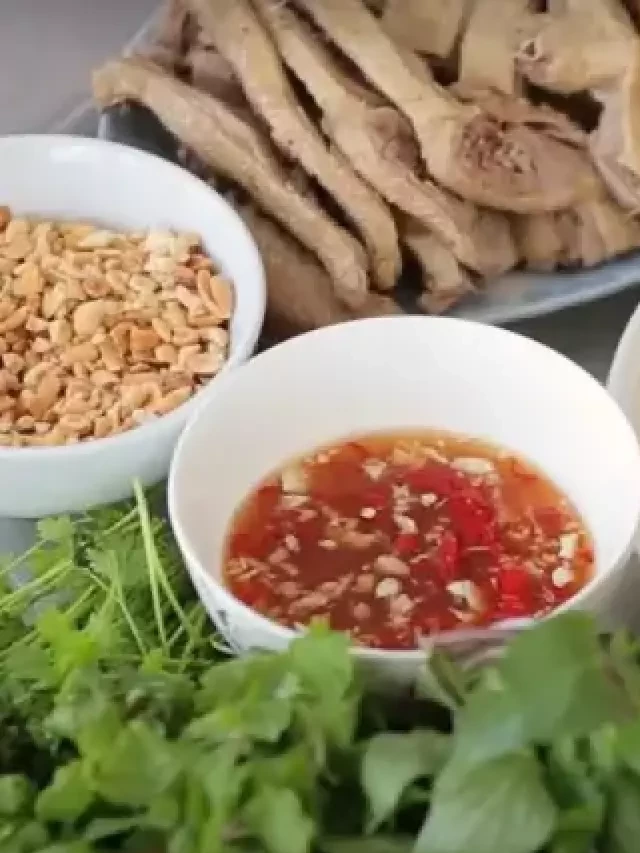   Bật mí: Cách hãm tiết canh vịt an toàn và thơm ngon