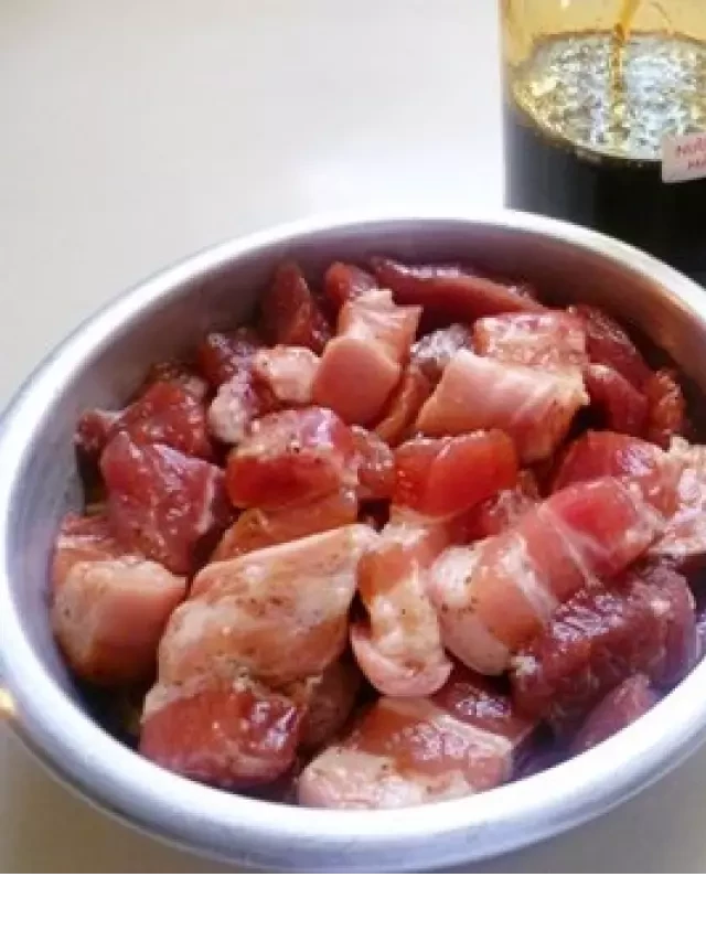  Cách nấu thịt kho hột vịt nước dừa ngon hấp dẫn