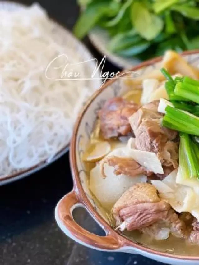   Công thức làm vịt nấu măng tươi ngon chuẩn vị, ấm bụng ngày mưa gió