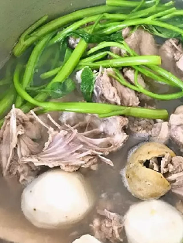   Hướng dẫn cách làm món vịt nấu khoai sọ rau muống: Món ngon đậm chất Việt
