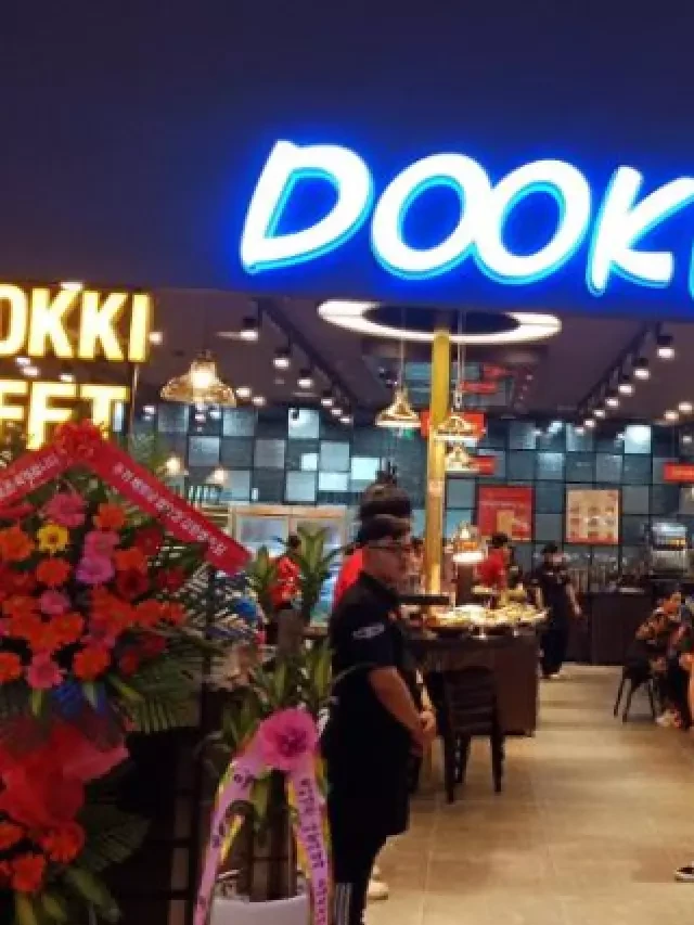   Đánh giá Dookki Vincom Trần Duy Hưng: Đầy đủ menu, giá bán hợp lý