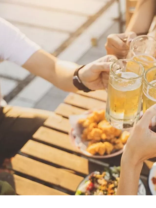   Làm ngơi tại những quán nhậu vỉa hè Hà Nội giá rẻ, thực đơn đa dạng