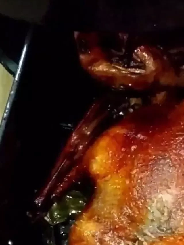   Hướng dẫn làm món vịt nướng nồi chiên không dầu thơm ngon