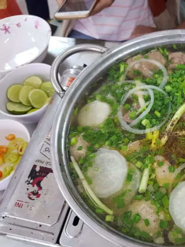   Phở Xuân Mai: Nổi tiếng, Ngon, Đậm đà, Giá rẻ, Chất lượng