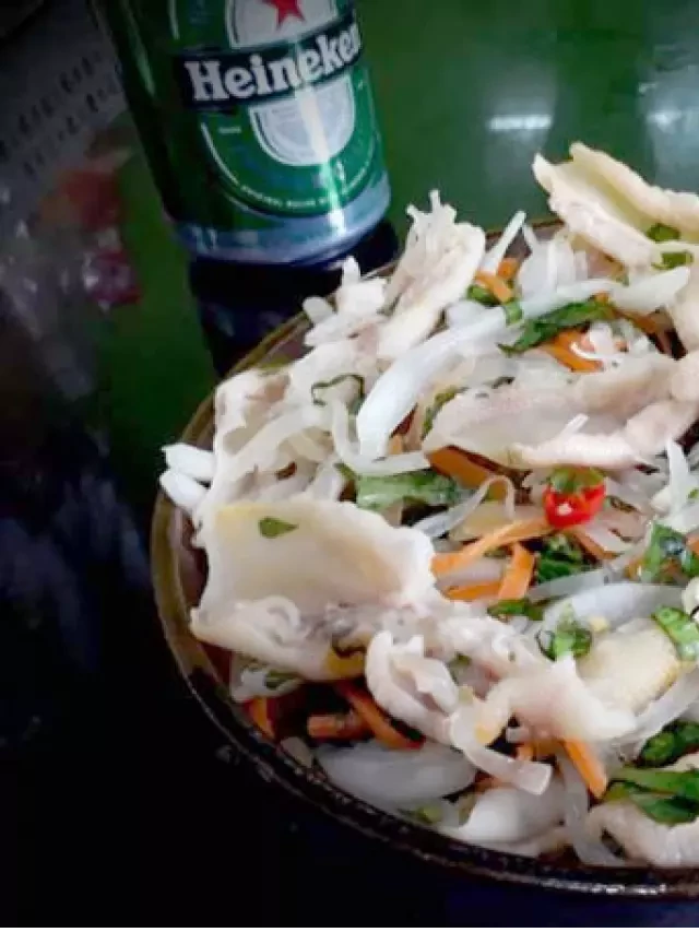   Cách làm nộm chân vịt hoa chuối giòn ngon, thanh mát ngày cuối tuần