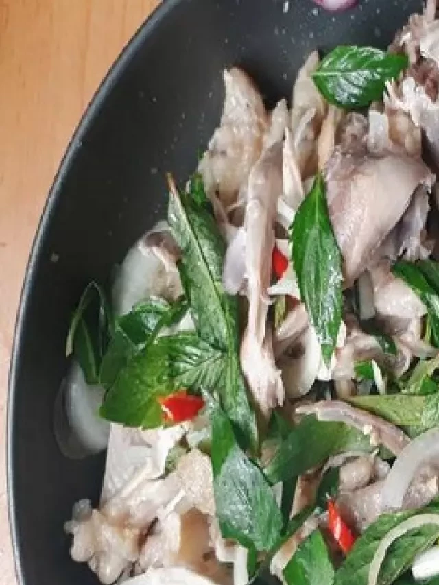   Bí quyết làm món thịt ngan bóp rau răm đơn giản, tại nhà