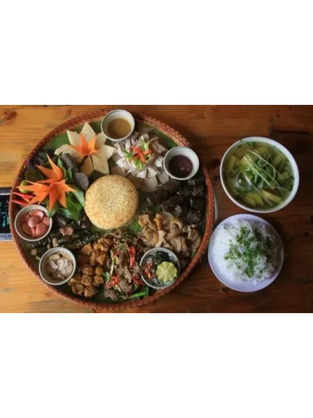   Top 10 quán ăn hấp dẫn trên phố Hoàng Cầu, Hà Nội