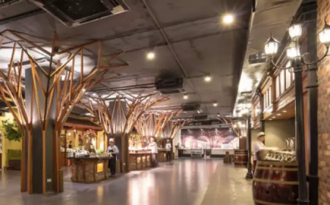 Buffet Sen Tây Hồ: Trải nghiệm ẩm thực tuyệt vời tại Hà Nội