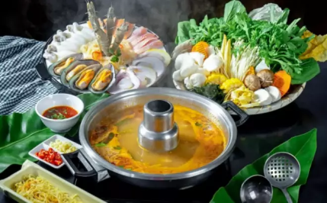 Nguyên liệu cho lẩu thập cẩm: Gợi ý đầy đủ từ Đôi Đũa Vàng