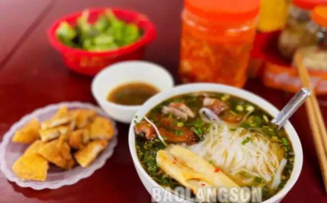 Phở Vịt Quay - Món Ngon Đặc Trưng Xứ Lạng