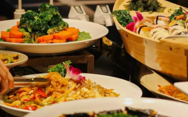 TOP 11 Nhà hàng Buffet Chay Ngon, Nổi tiếng, Thu Hút Khách ở TP.HCM