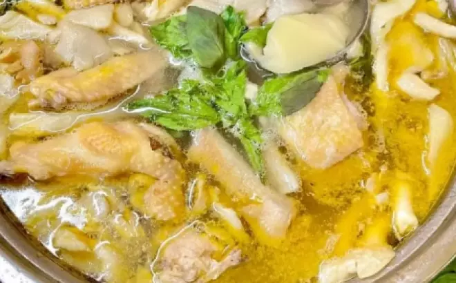 "Săn lùng" 6 quán lẩu gà lá é Hà Nội: ngon, bổ, rẻ