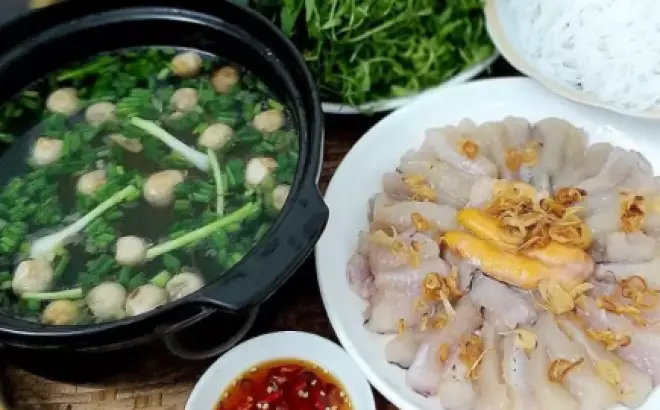 Cách nấu lẩu cá lóc nấm rơm thơm ngon, hấp dẫn cực đơn giản tại nhà